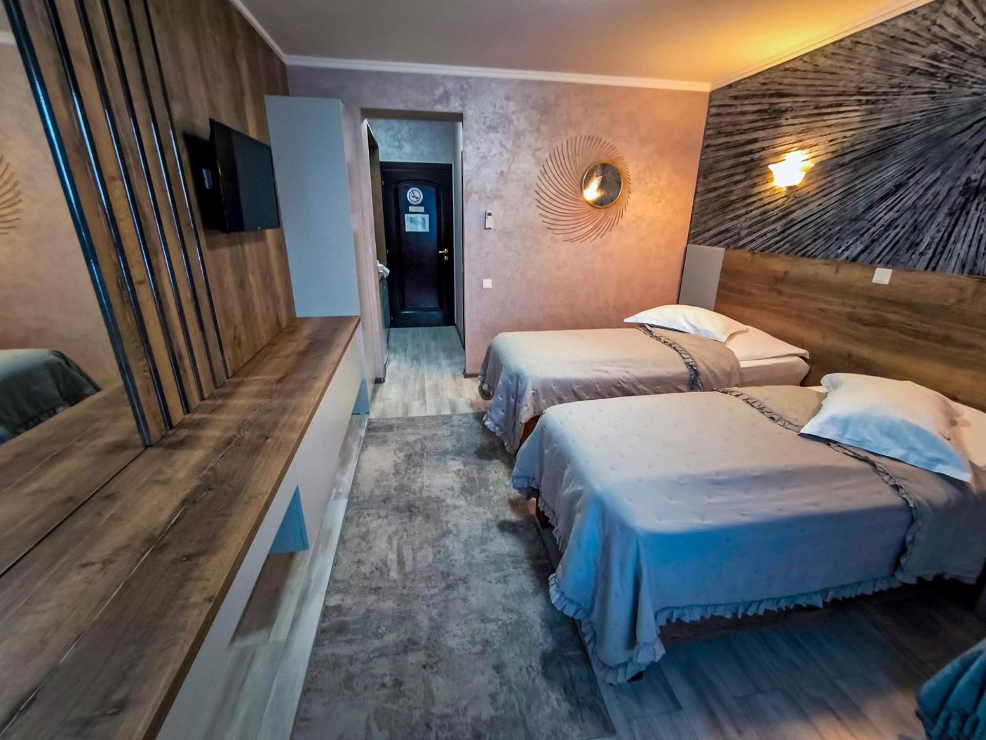 Hotel Dorobanti Yaş Dış mekan fotoğraf